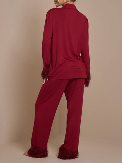 Pyjama Set met veren accent - Luxueus slaapcomfort