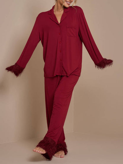 Pyjama Set met veren accent - Luxueus slaapcomfort