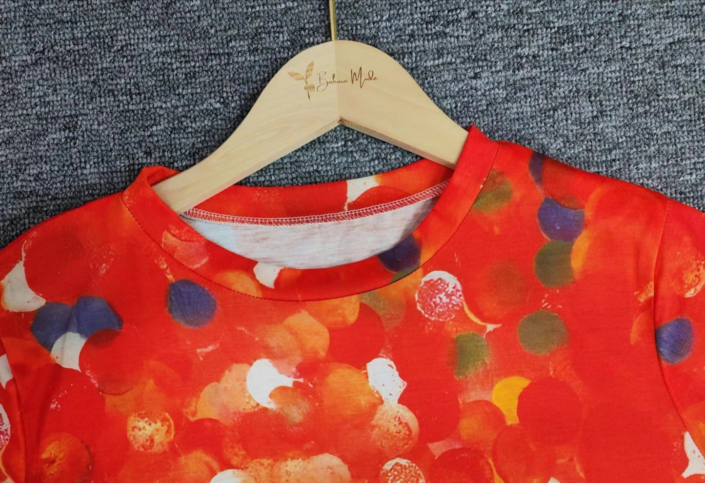 SpringStil® - Oranje top met ronde halslijn