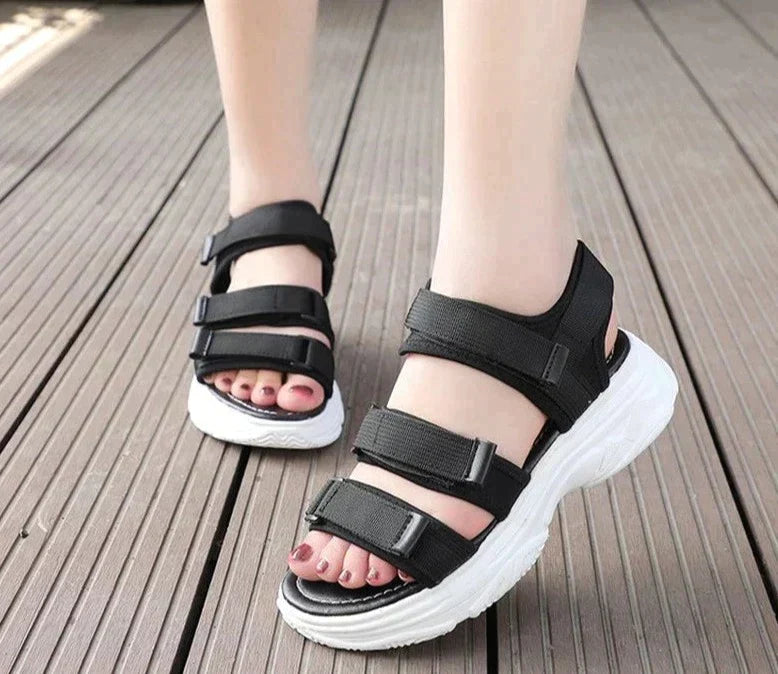 DIANA AURA - Dempende aura sandalen voor de zomer