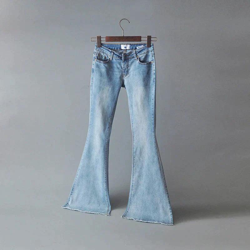 CORA - Slim-fit denim broek