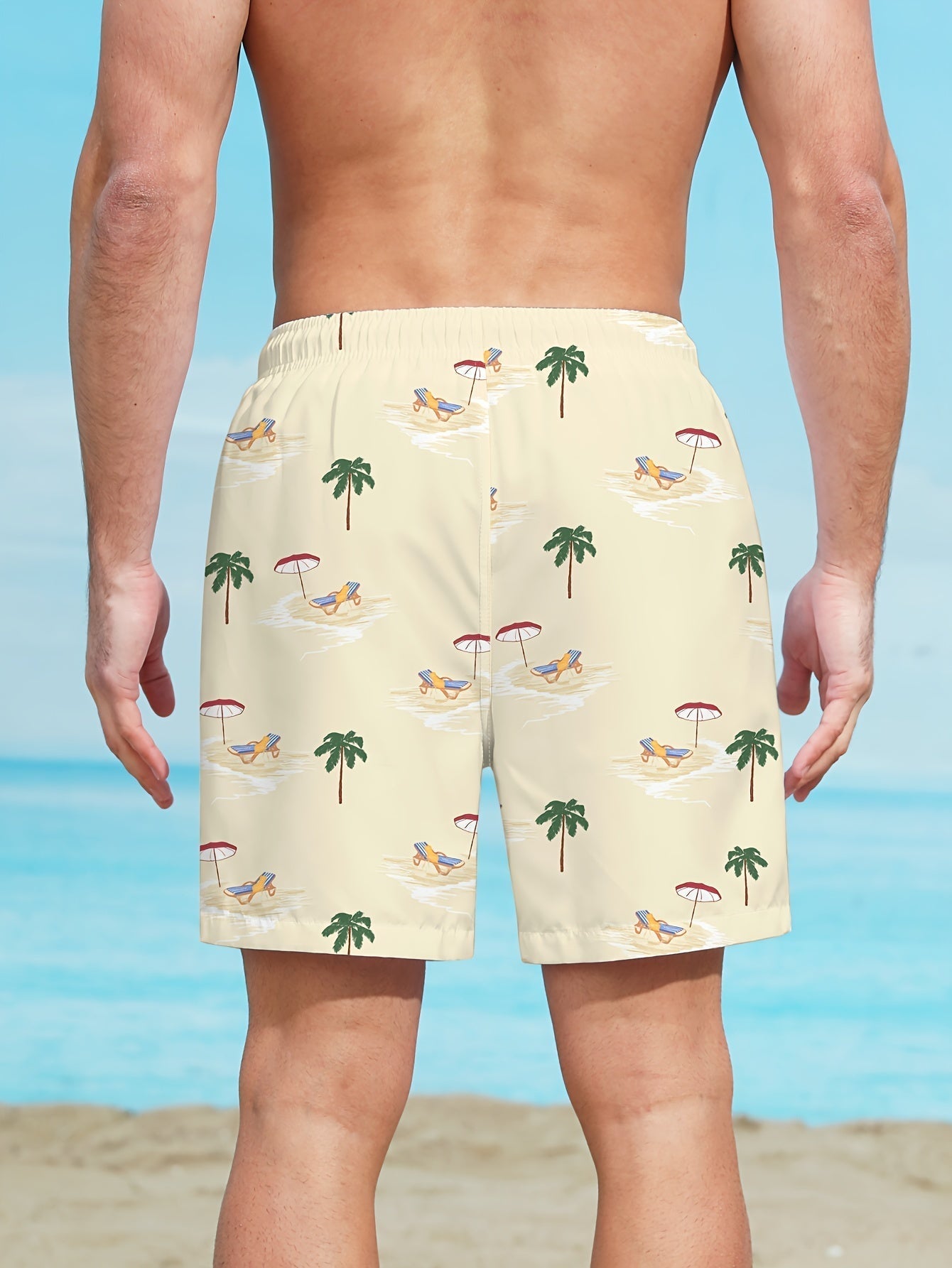 Strandshort met palmboompatroon - Tom