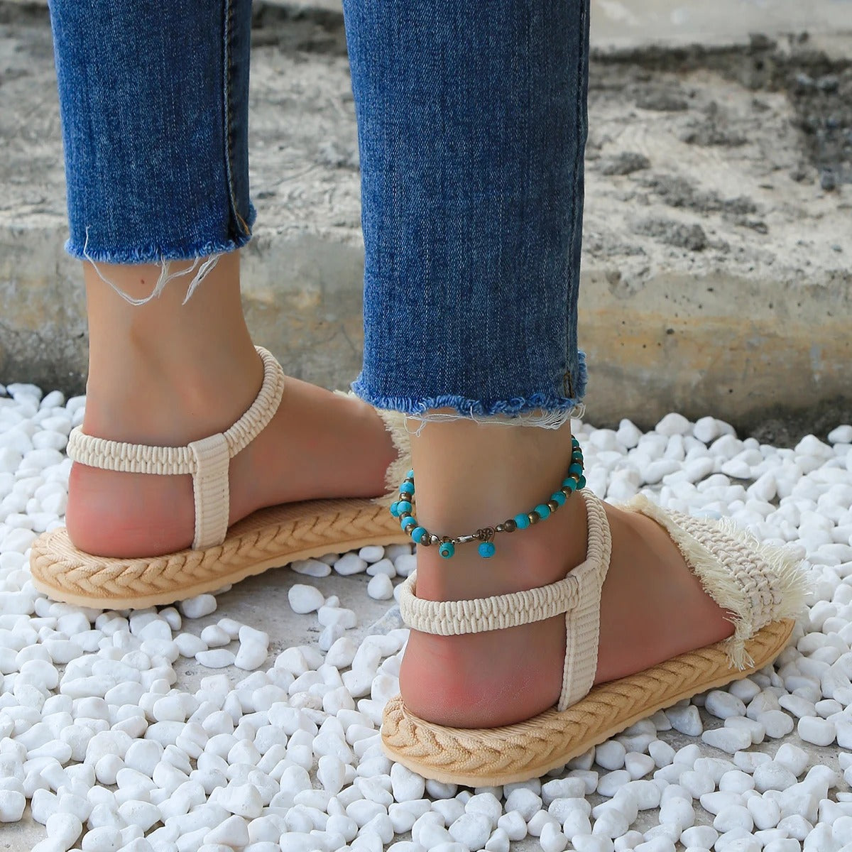 Emery - Sandalen met veters met kwastjes